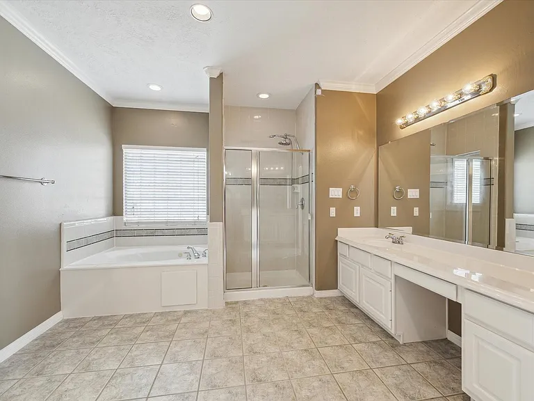 2802 Briarhurst Park — Photo 15