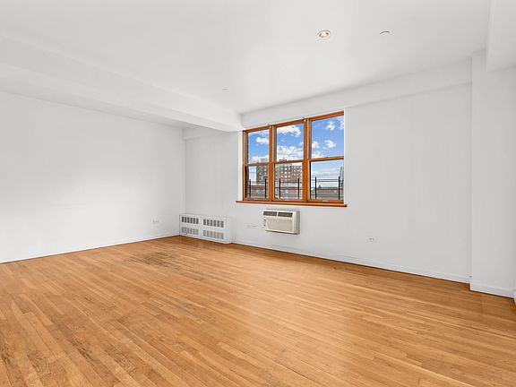 2nd image of 754 E 6th St APT 6D