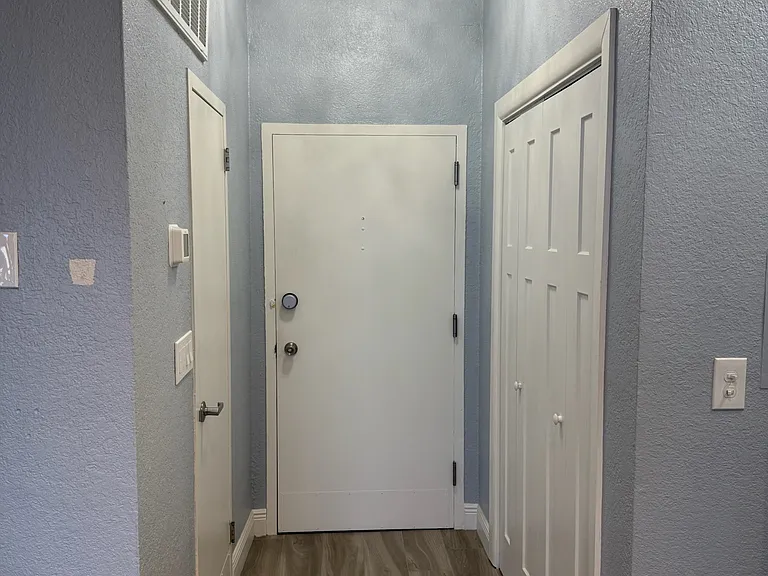 470 3rd St S #911 — Photo 20