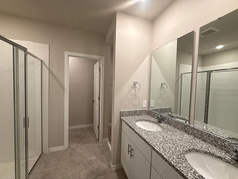 372 Guadlupe St — Photo 13