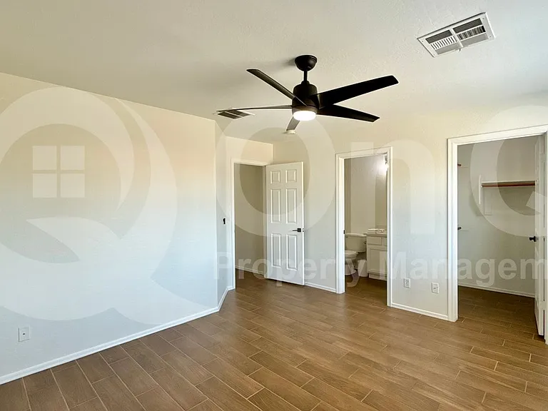 17241 W Apache St — Photo 7