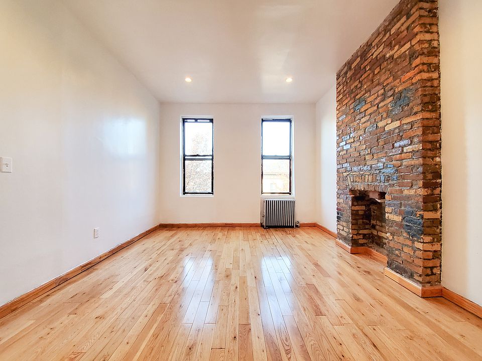 1st image of 550 Bainbridge St #3LL