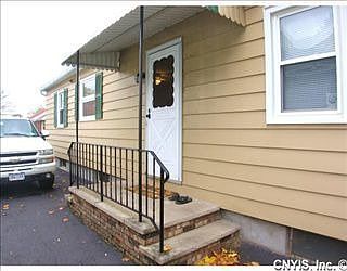 2nd image of 154 7th North St