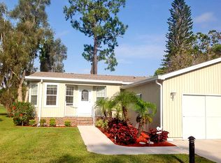 1271 Buena Vista Dr #1271, North Fort Myers, FL 33903