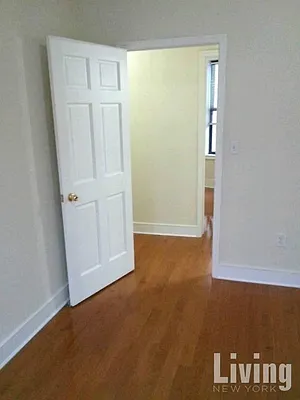 Rented by Living New York | media 25