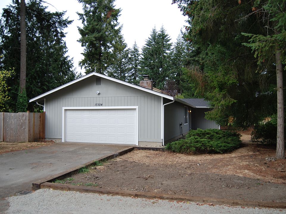 1st image of 17324 13th Ave E