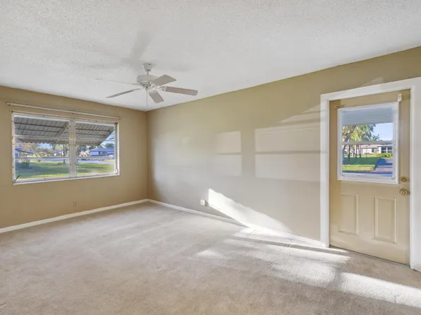802 High Point Drive E #A, Delray Beach, FL 33445