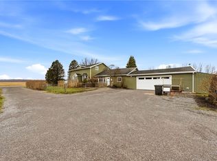 3661 Long Bridge Rd, Albion, NY 14411