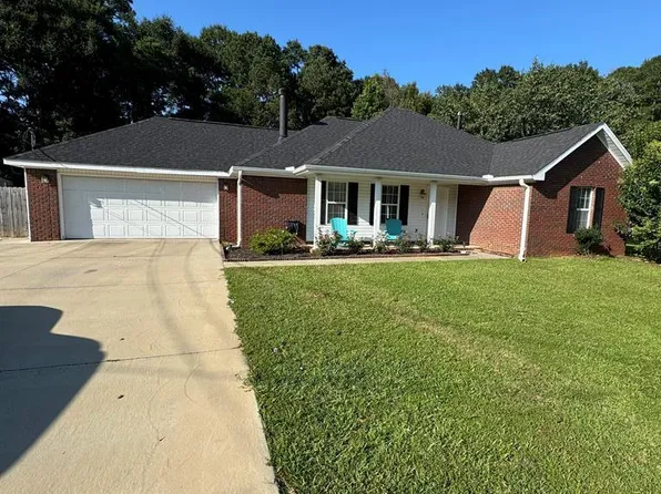 212 Sussex Ave, Troy, AL 36081