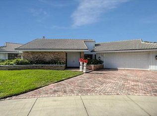 303 Deer Crk, Deerfield Beach, FL 33442