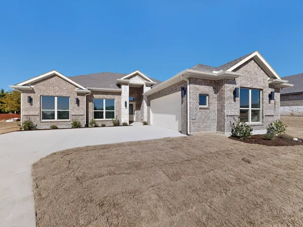 609 E Southbrook Dr, Red Oak, TX 75154