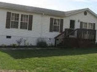 2041 Newbern Rd, Pulaski, VA 24301