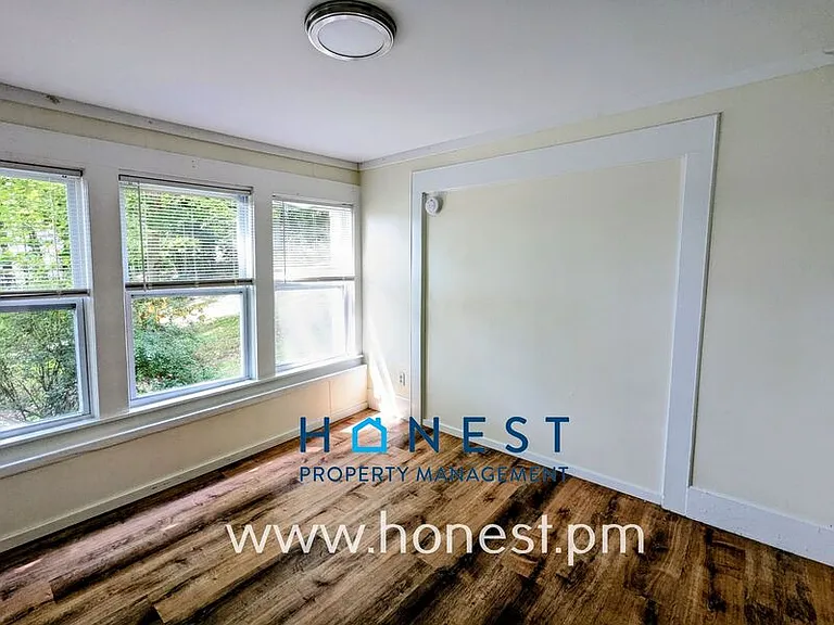 36 Prospect St #3 — Photo 13