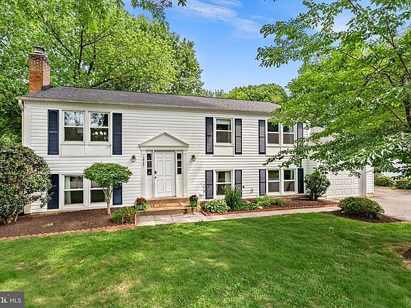 3rd image of 12747 Kinship Dr