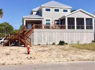 624 Hernando Pl, Dauphin Island, AL 36528