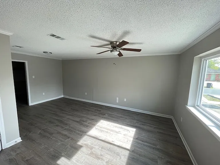 1545-1547 La Annie Dr — Photo 27