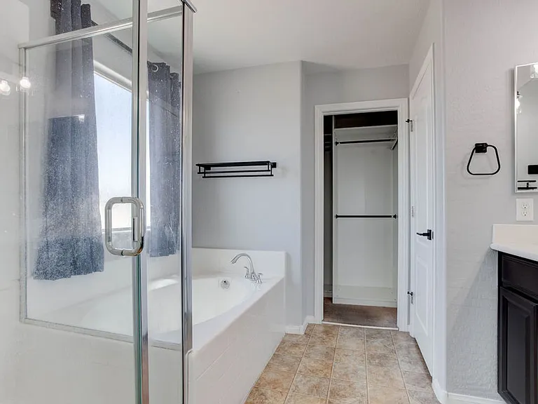 7724 Vibrant Thread Ct — Photo 25