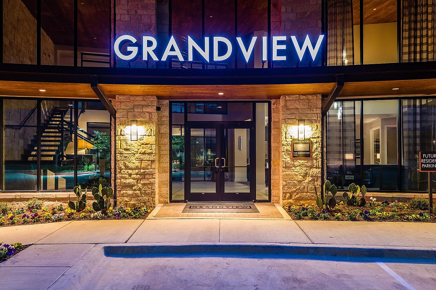 Landmark Grandview — Photo 2