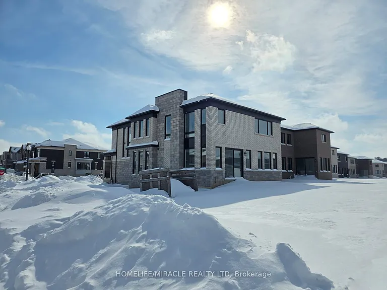 Upper Thames Dr — Photo 26