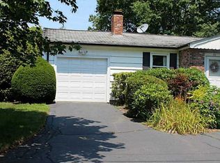 31 Waldo Rd, Warwick, RI 02889