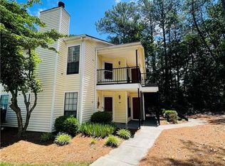 635 Windchase Ln, Stone Mountain, GA 30083