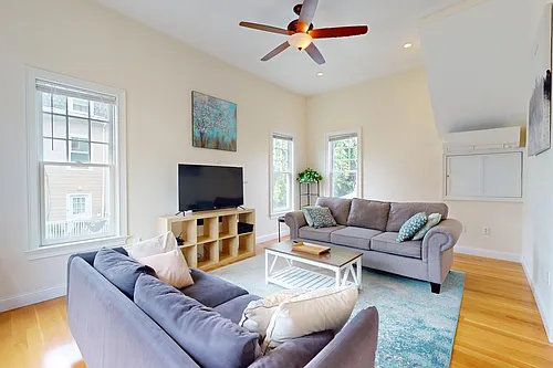 14 Bradbury St #14 Photo 1
