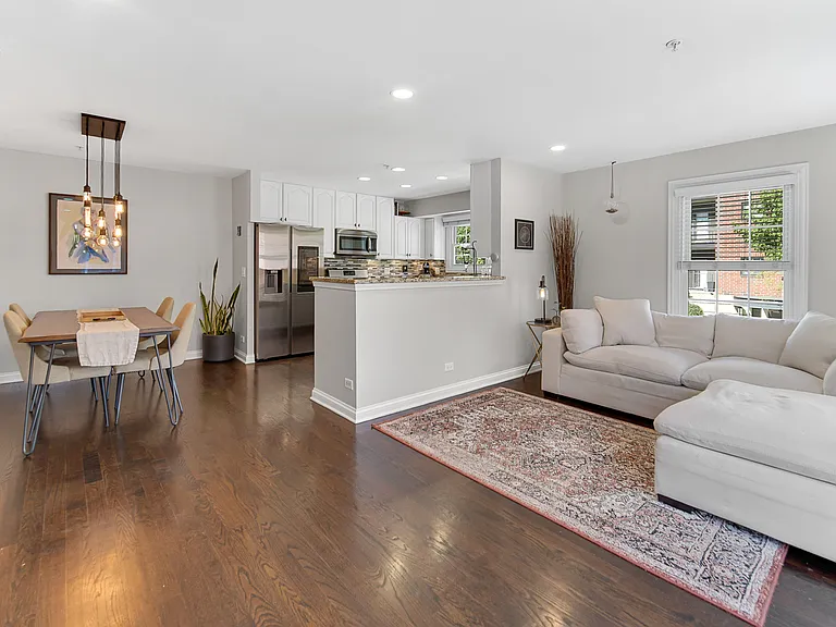 101 S Evergreen Ave #12G — Photo 3