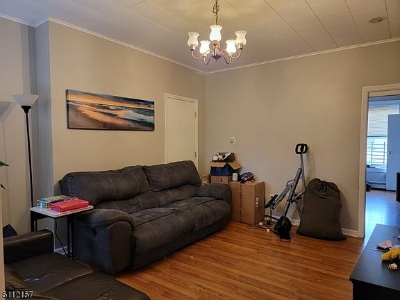 2nd image of 138 1/2 Ripley Pl