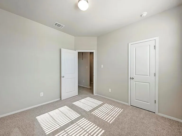 1209 Goforth Rd — Photo 23
