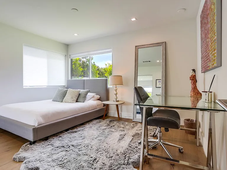 309 Colima Ct — Photo 27