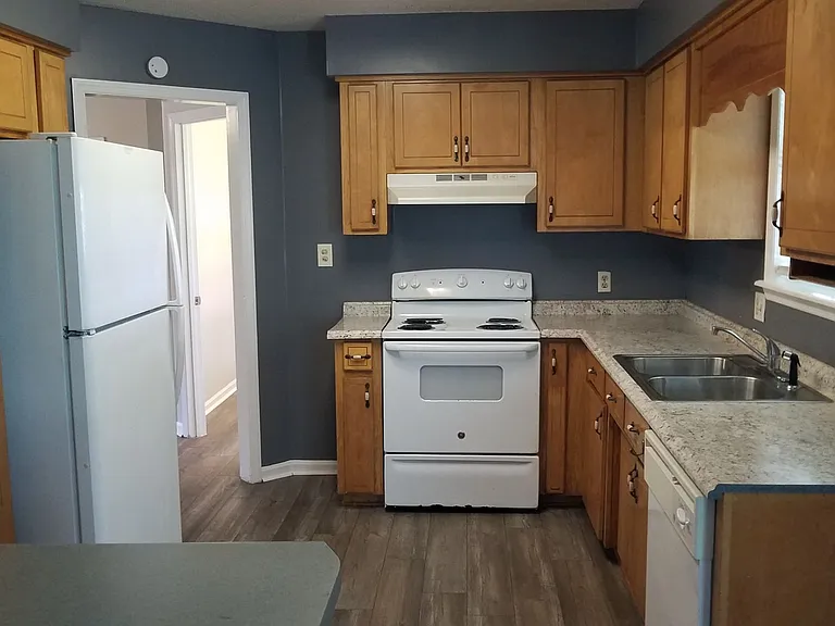 5116 Northridge Rd S — Photo 8