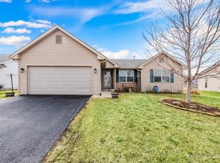 1939 Burnett Dr, Belvidere, IL 61008