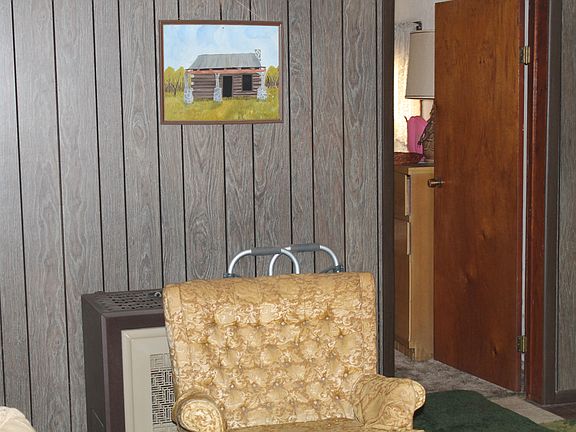 LR showing entrance to BR#2