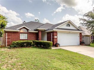 6824 Haltom Rd, Fort Worth, TX 76137