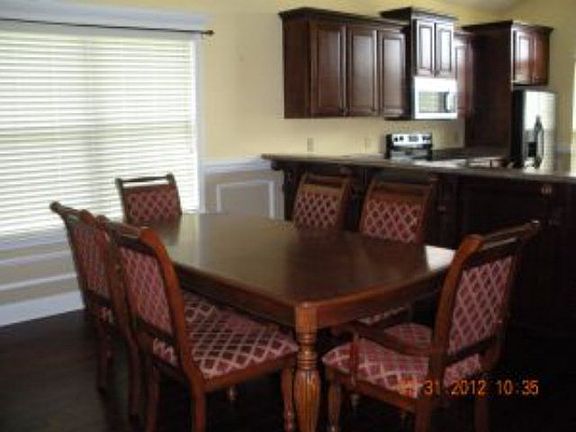 3rd image of 109 Corene Ave