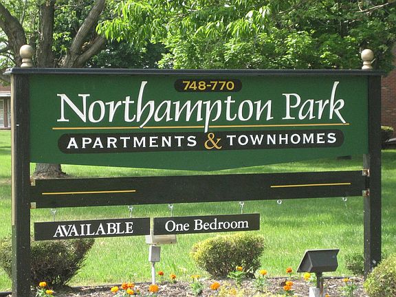 2nd image of 754 Spencerport Rd #1