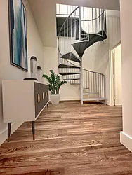 Rented by R New York