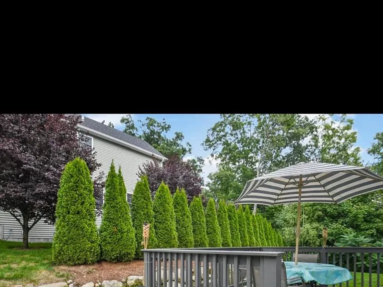 50 Pierce Ave — Photo 10