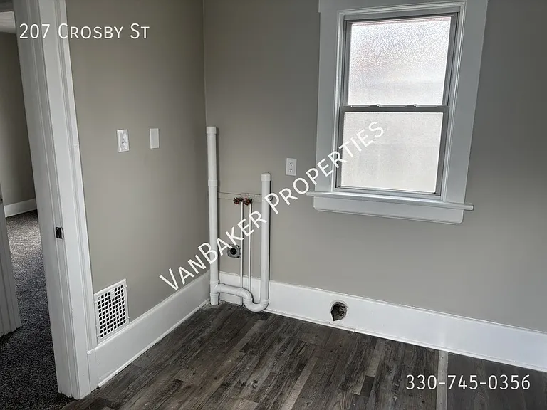 207 Crosby St — Photo 10