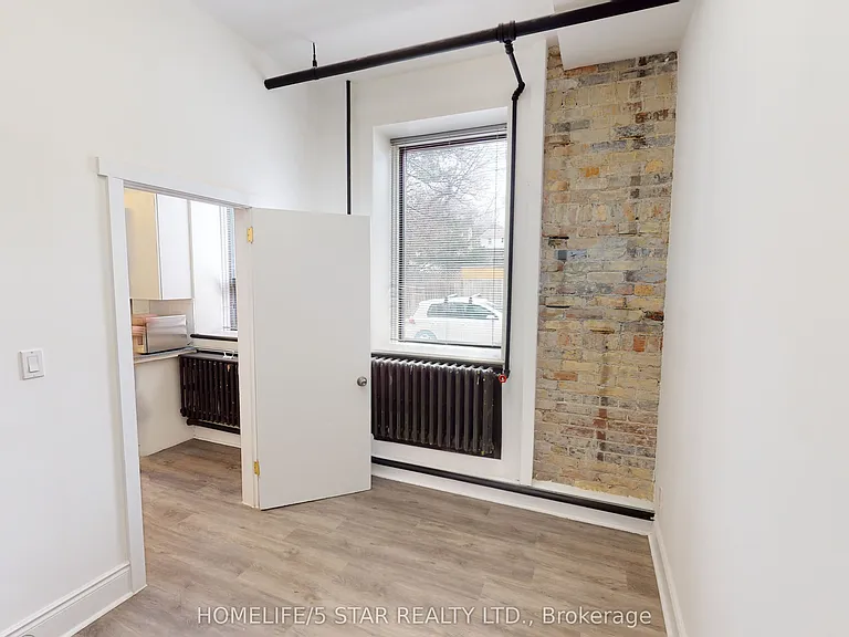 1152 Gerrard St E #201 — Photo 10