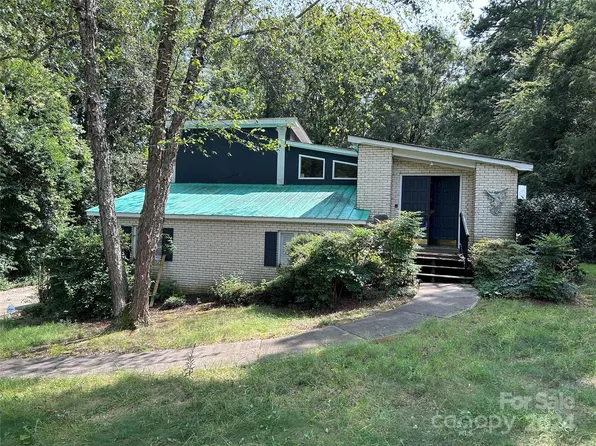 6832 Sterling Ct, Charlotte, NC 28215