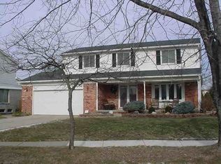 42316 Glencove Ct, Canton, MI 48188