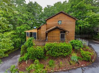 99 Bow Ln, Marble, NC 28905