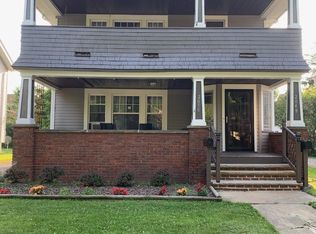 2048 Carabel Ave #1, Lakewood, OH