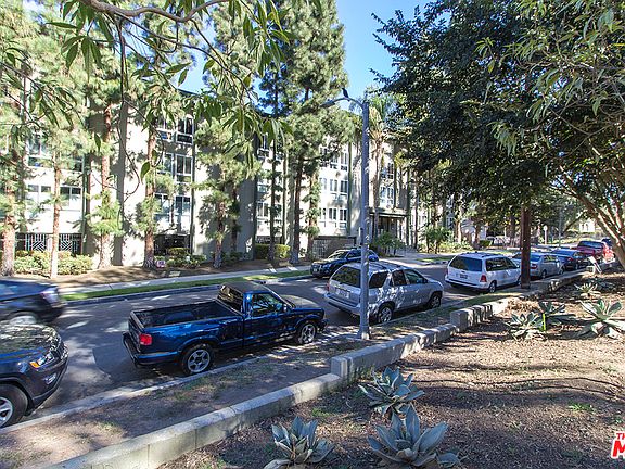 2nd image of 4407 Francis Ave APT 302