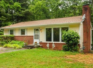 459 Cedar Ln, Arden, NC 28704