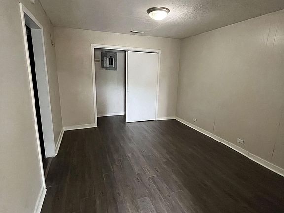 5th image of 1525 S Walnut St #10