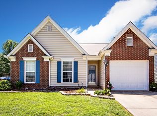 8605 Galena View Dr, Charlotte, NC 28269