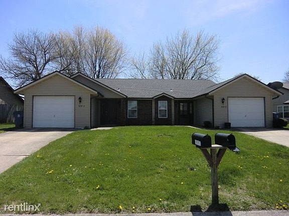 520 A BW - outside pics (2)