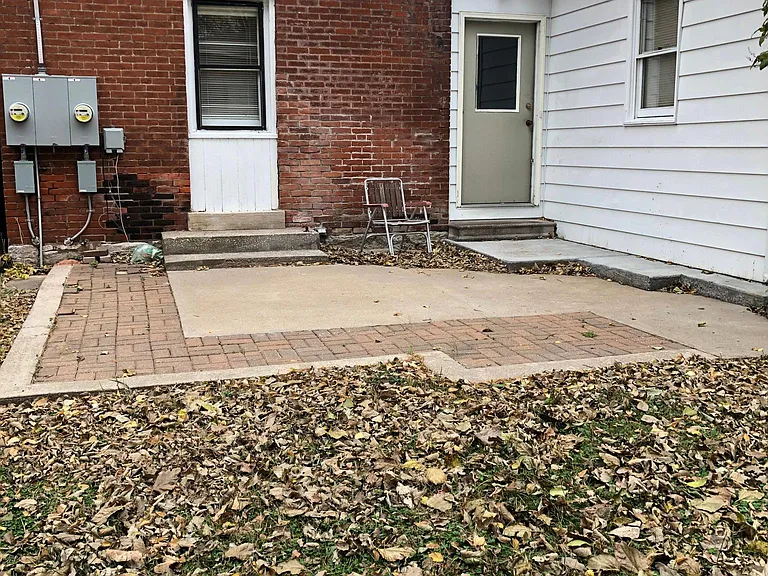 1308 State St — Photo 17